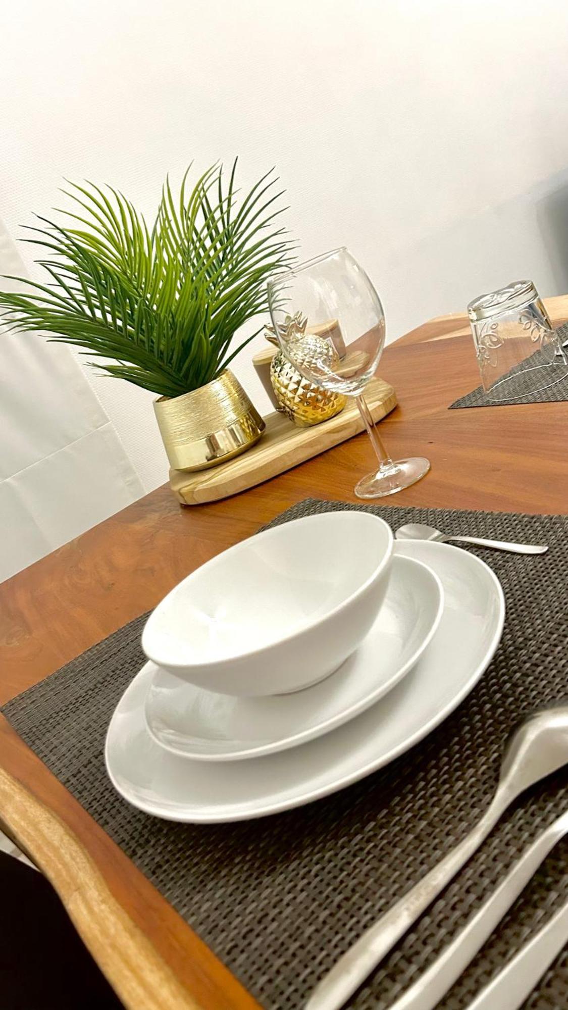 Charming Two Bedroom Flat - Nato - Bruxelles Exterior foto